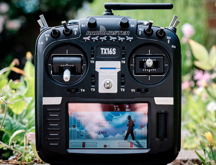 RadioMaster TX16S